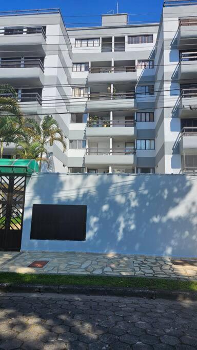 Prainha Beach Lindo Apartamento Proximo A Praia Карагуататуба Екстер'єр фото